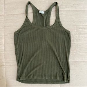 green cropped tank top